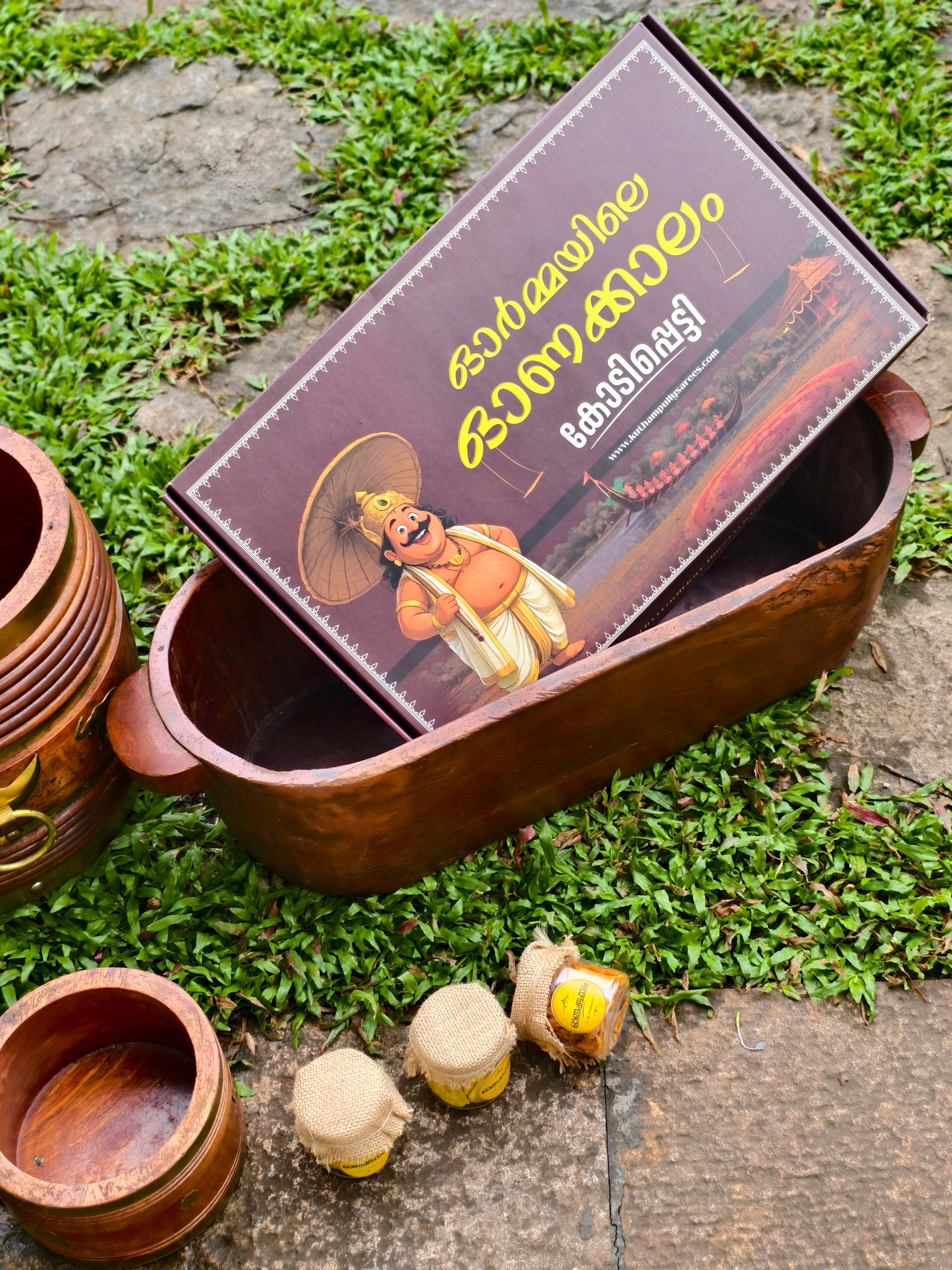 FOR HIM , KODIPETTI - Nostalgic Hamper Box For Men Experience the Good old Onam days