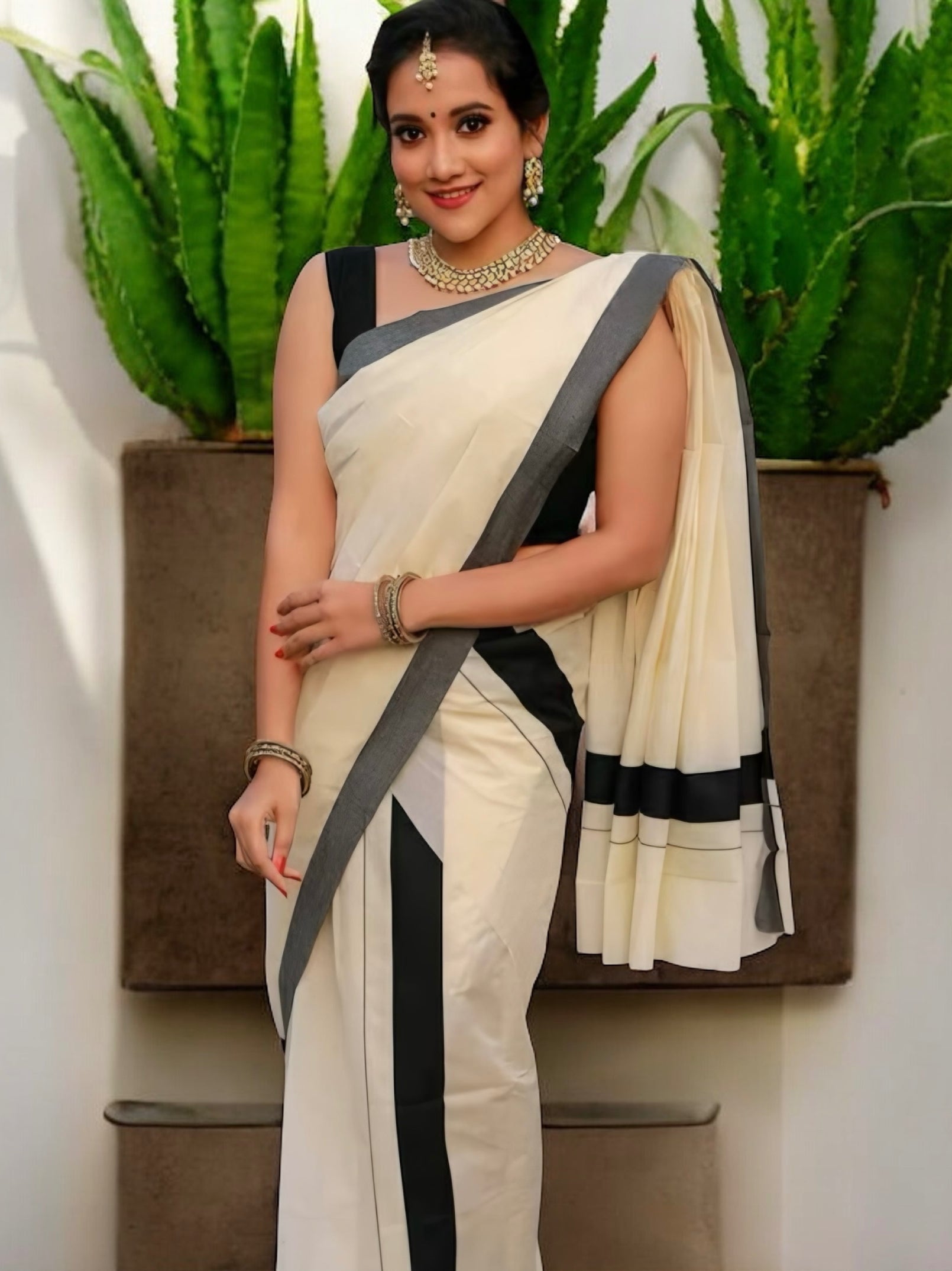 Black Kattikara Set mundu Cotton