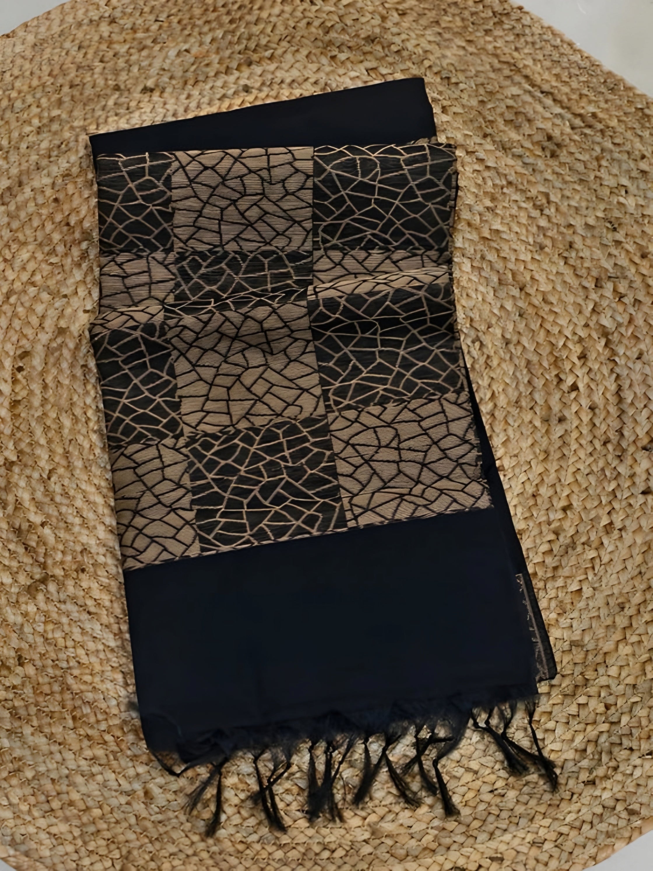 Pure Cotton Elegant saree Spider design with blouse 6.25 meter
