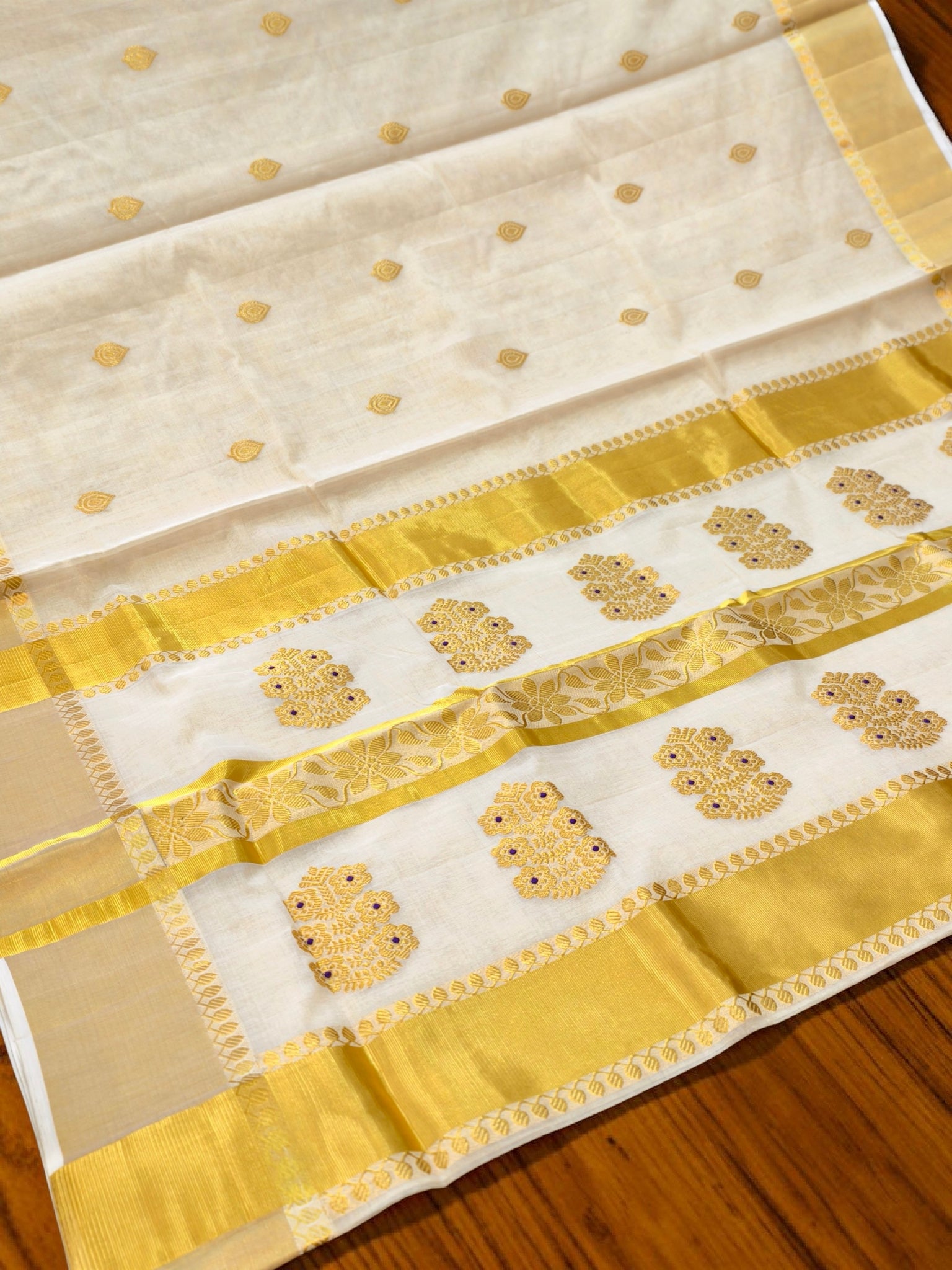 Pure Tissue Handloom premium meena work with Blouse / special occasions