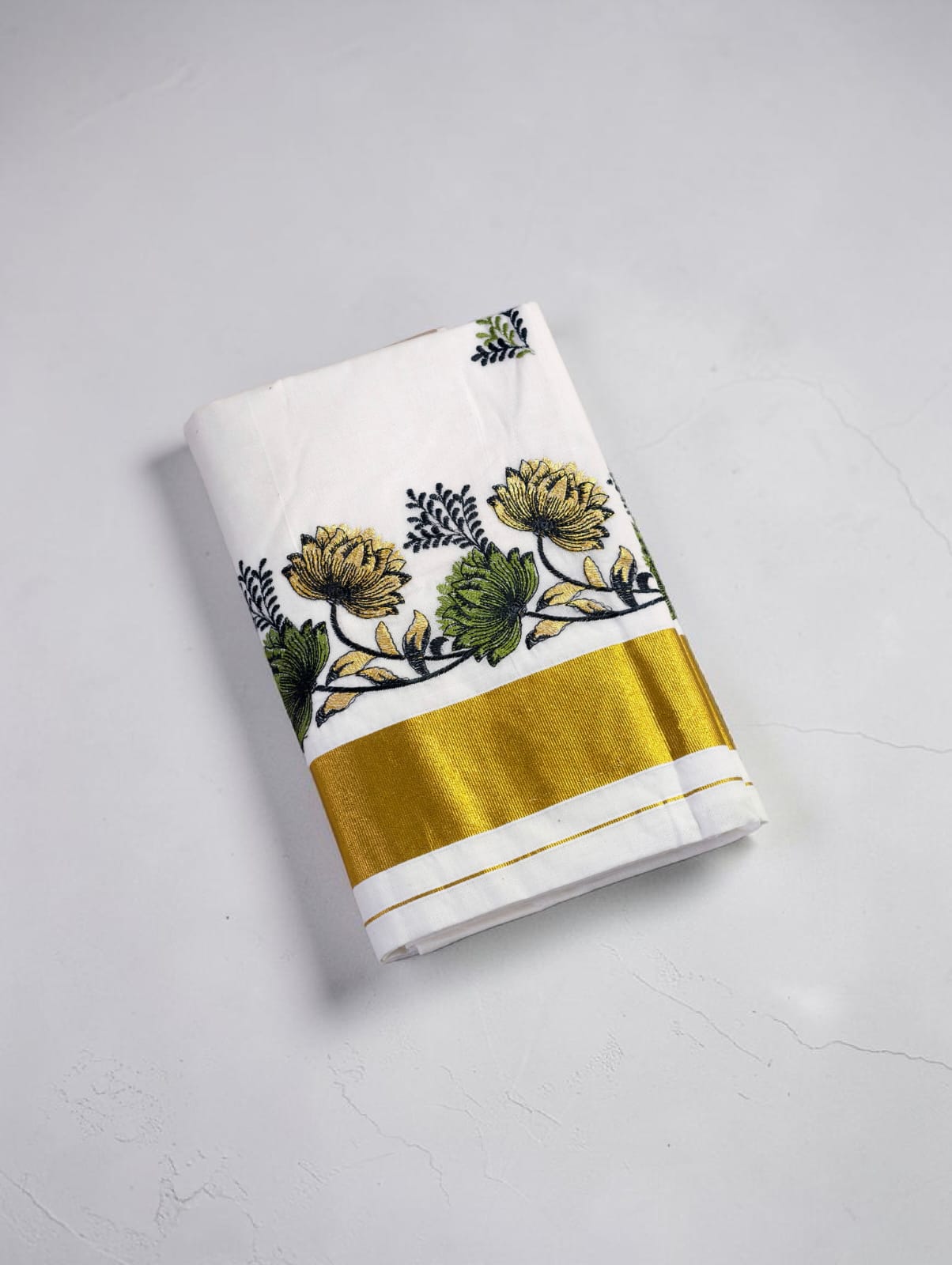 Pure Cotton Embroidery Saree Full body with blouse_ Lotus Embroidery