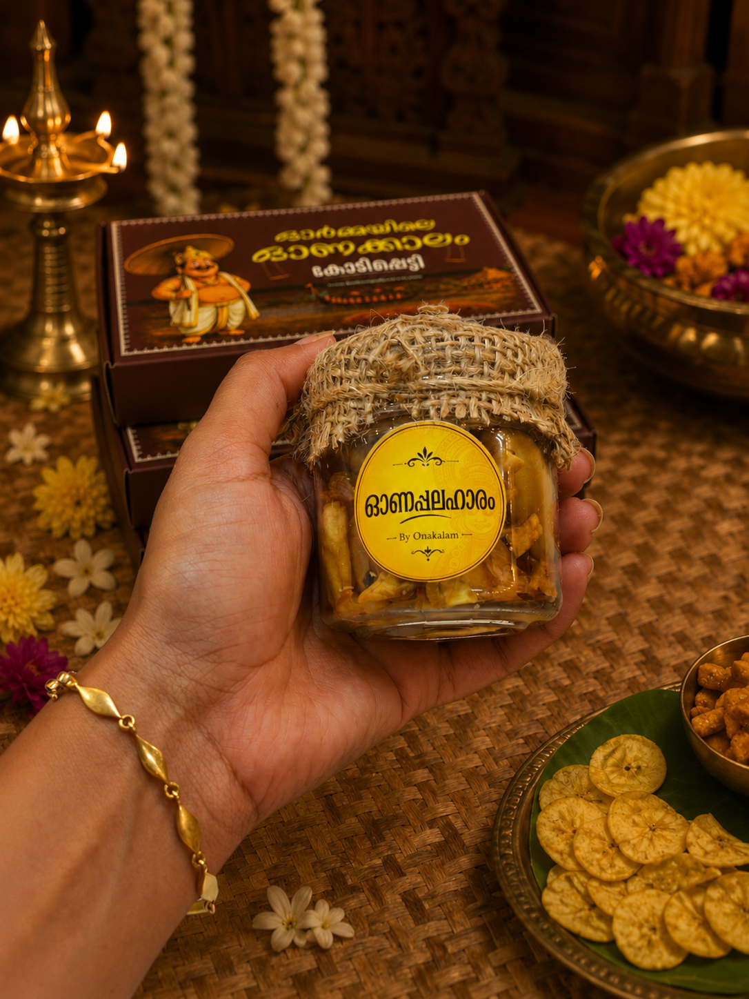 For Her , KODIPETTI- Nostalgic Hamper Box For Women's Experience the Good Old Onam days