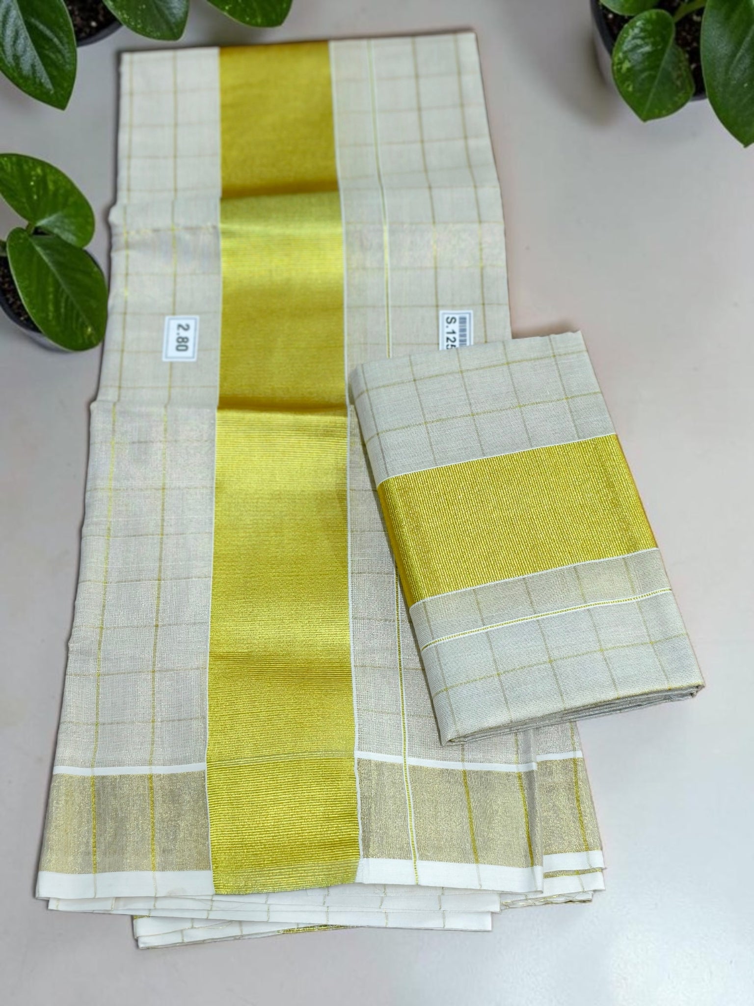 Premium Tissue Check Set Mundu / Kerala set mundu