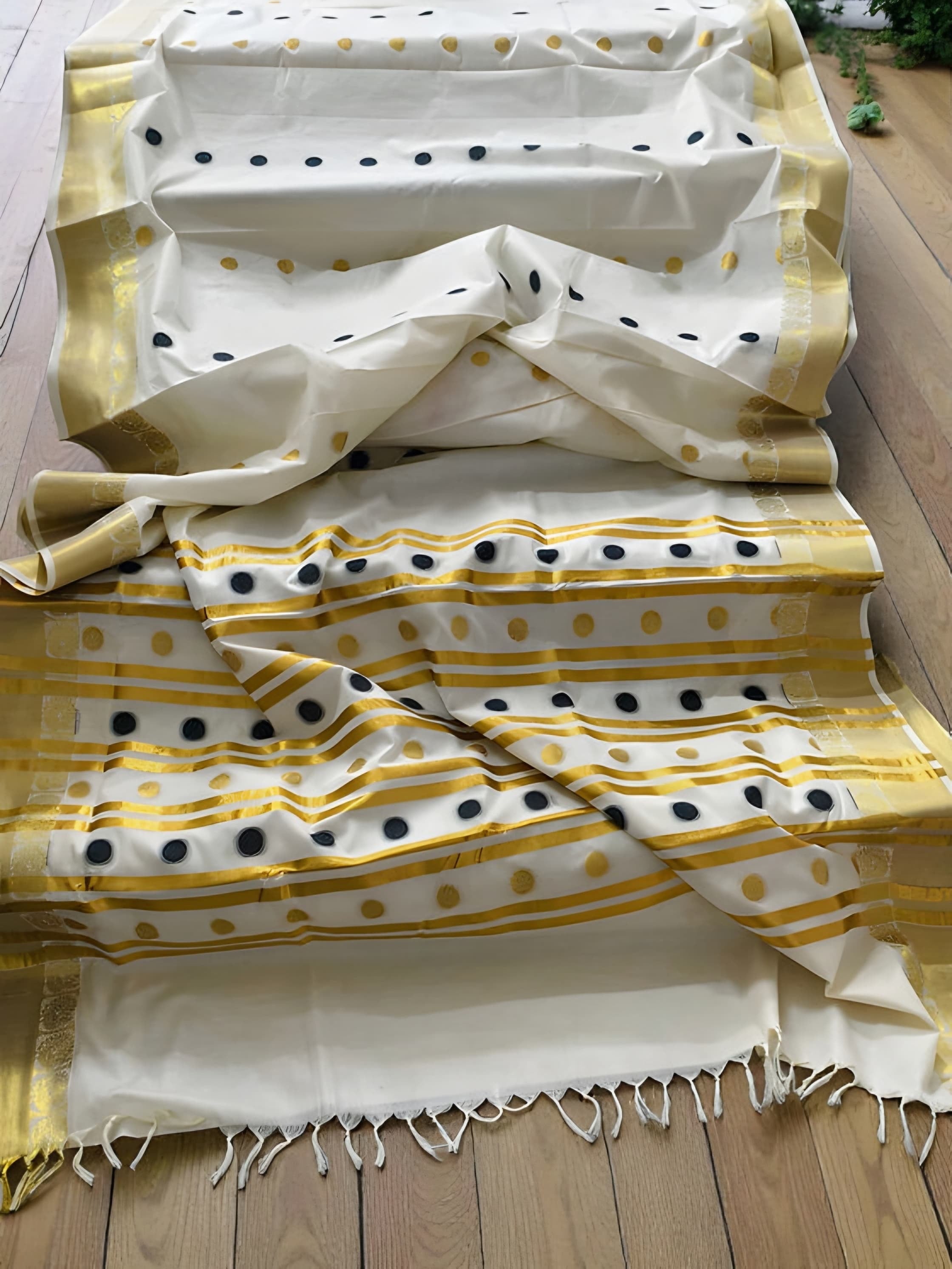 Pure cotton Coin butta color emboss Set saree with blouse