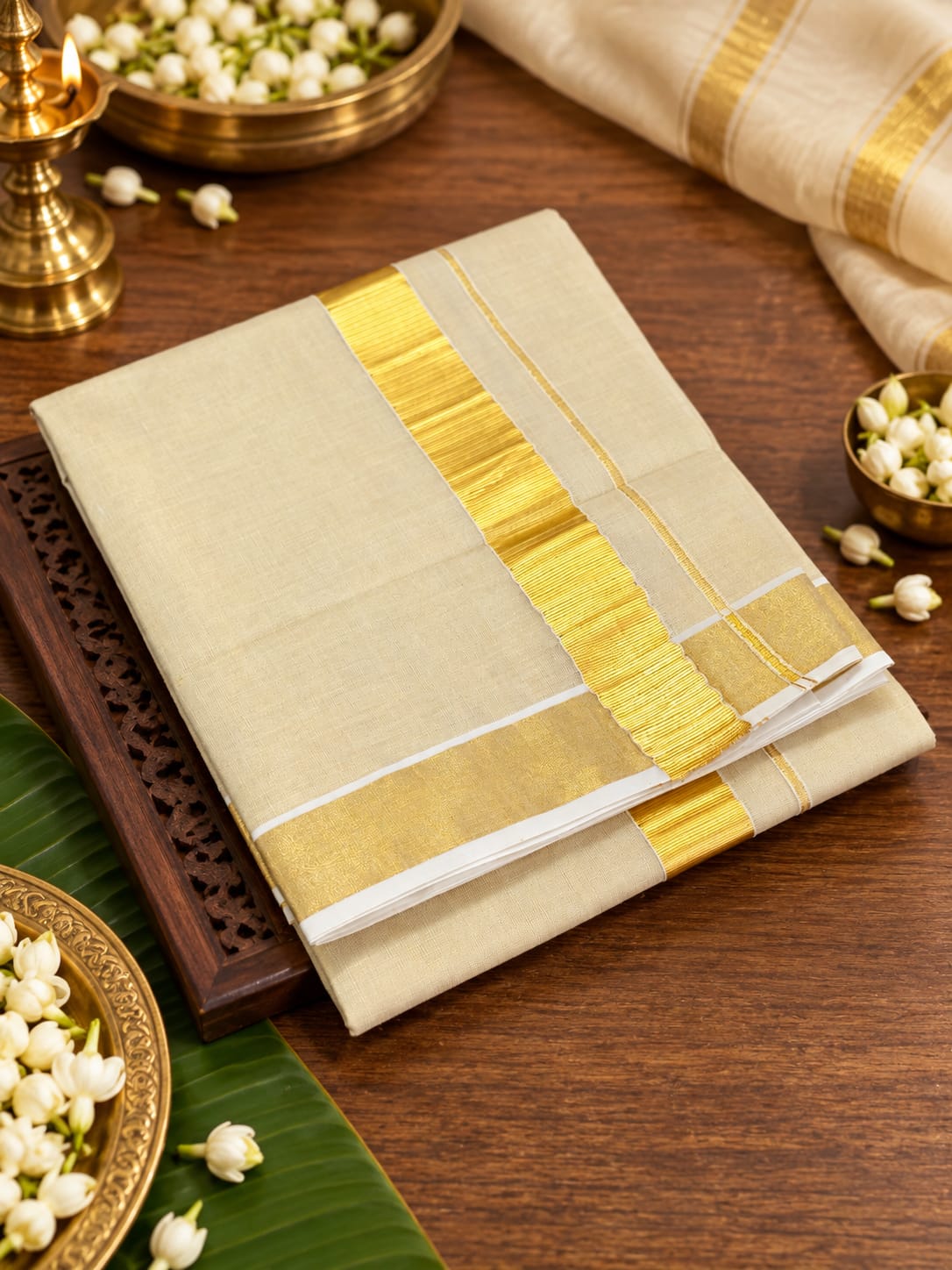 Handloom quality Tissue Men's Dhoti 4 meter
