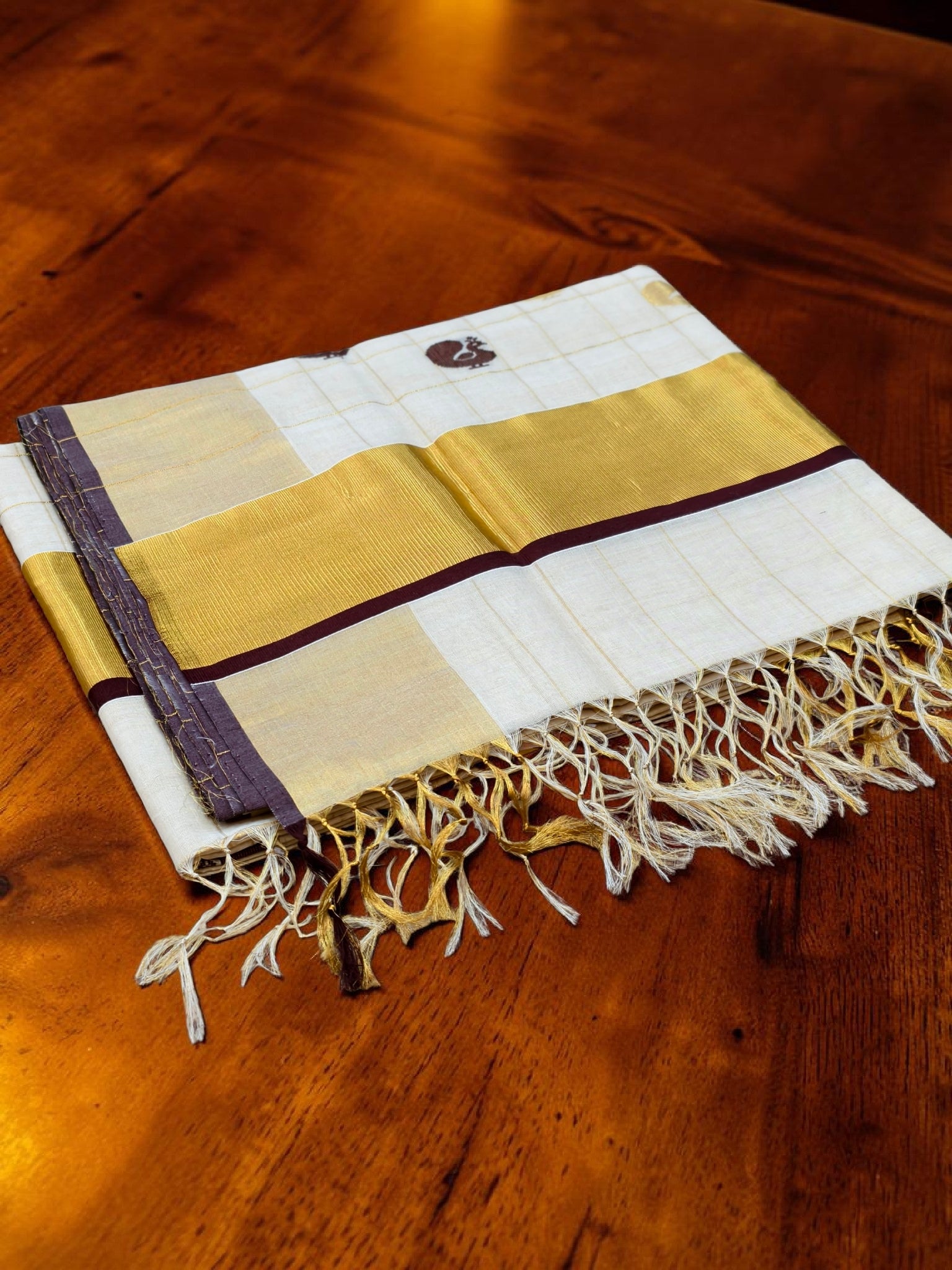 Pure Handloom Tissue Check saree with Putta work attached blouse / Handloom