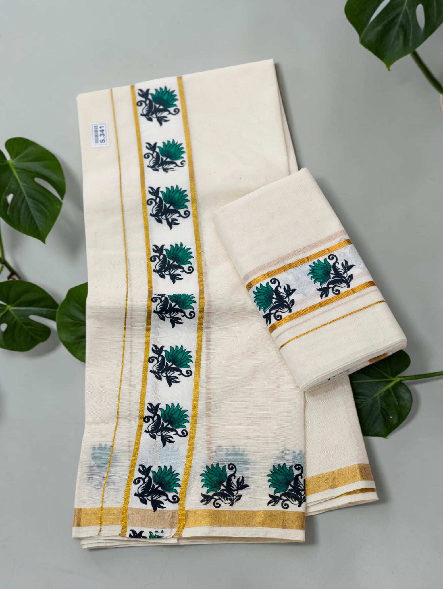 Lotus print set mundu / kerala set mundu