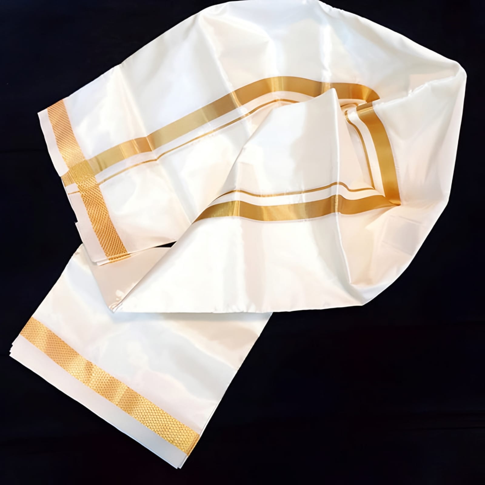 Kuthampully Men's Pure Pattu Dhoti - Groom