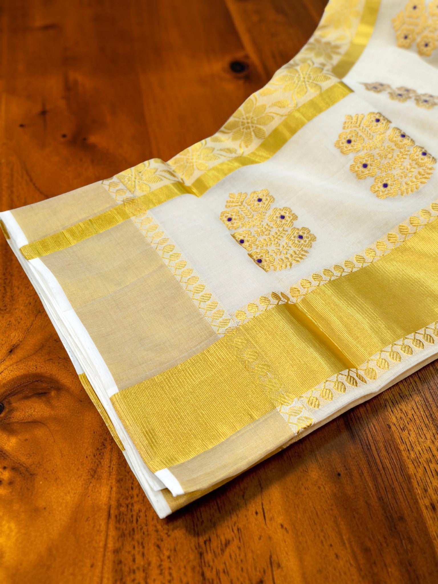 Pure Tissue Handloom premium meena work with Blouse / special occasions