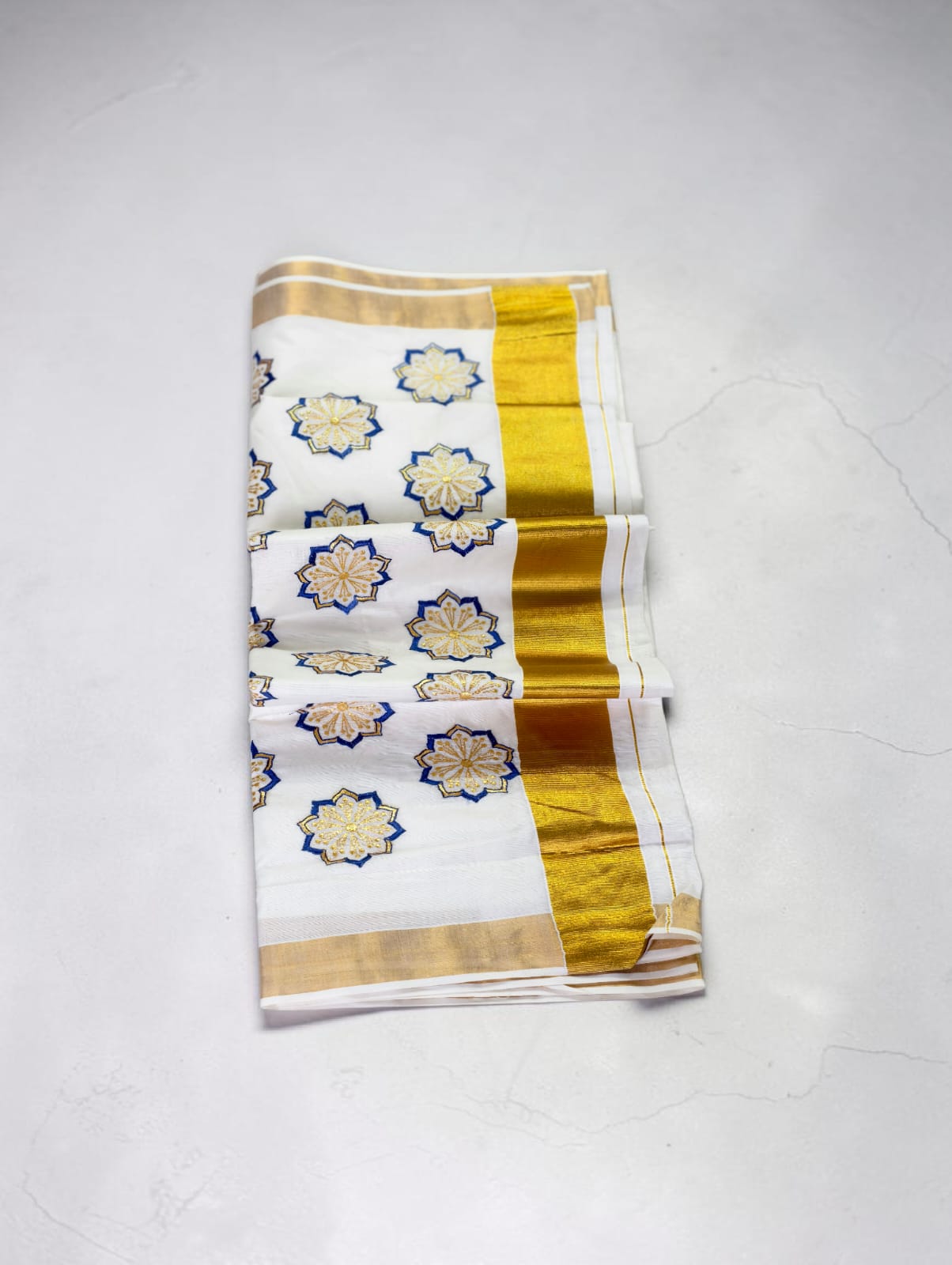 Pure Cotton Embroidery Saree Full body with blouse Flower Embroidery