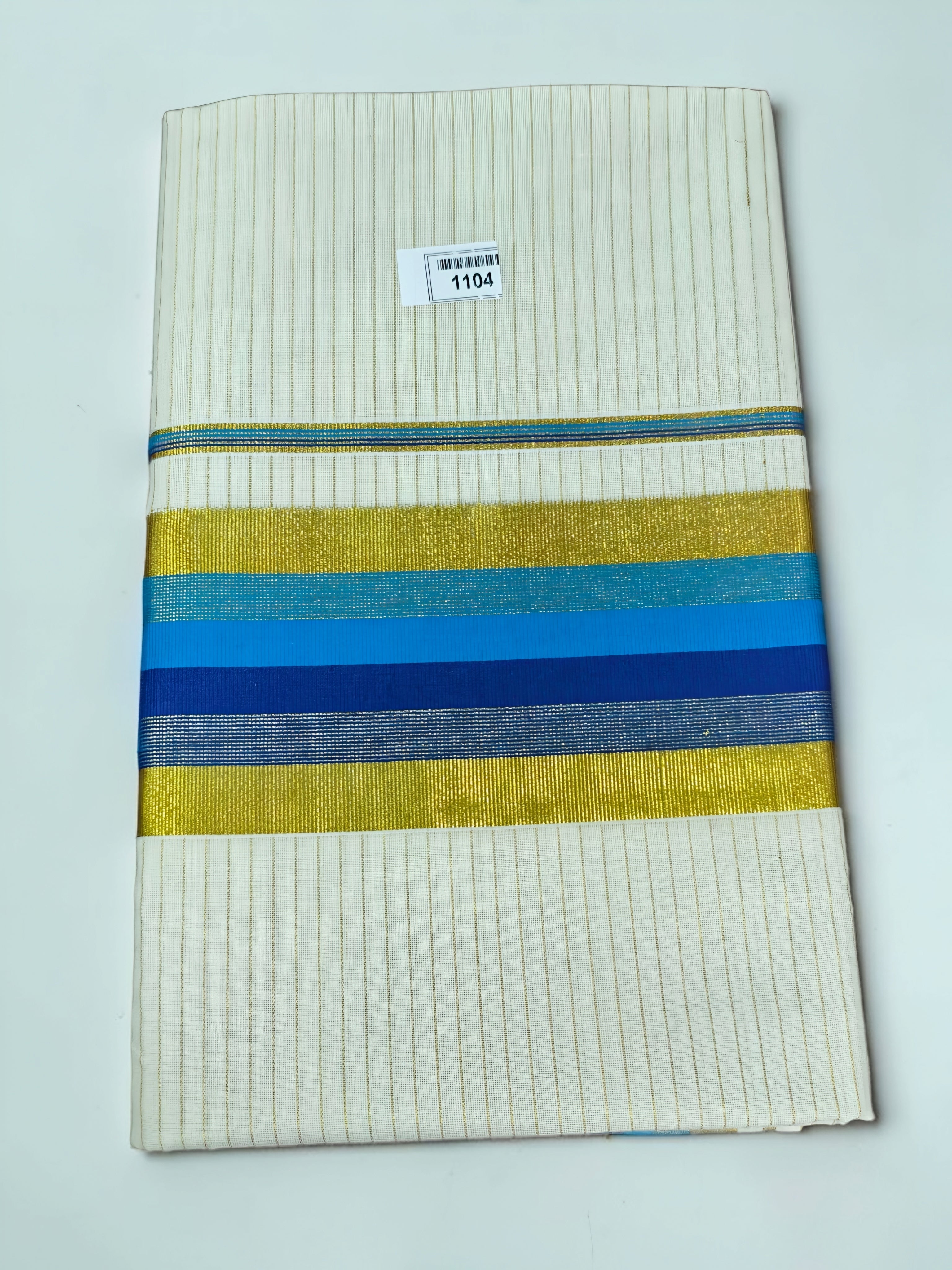 Premium Set saree with traditional color border and Stripe
