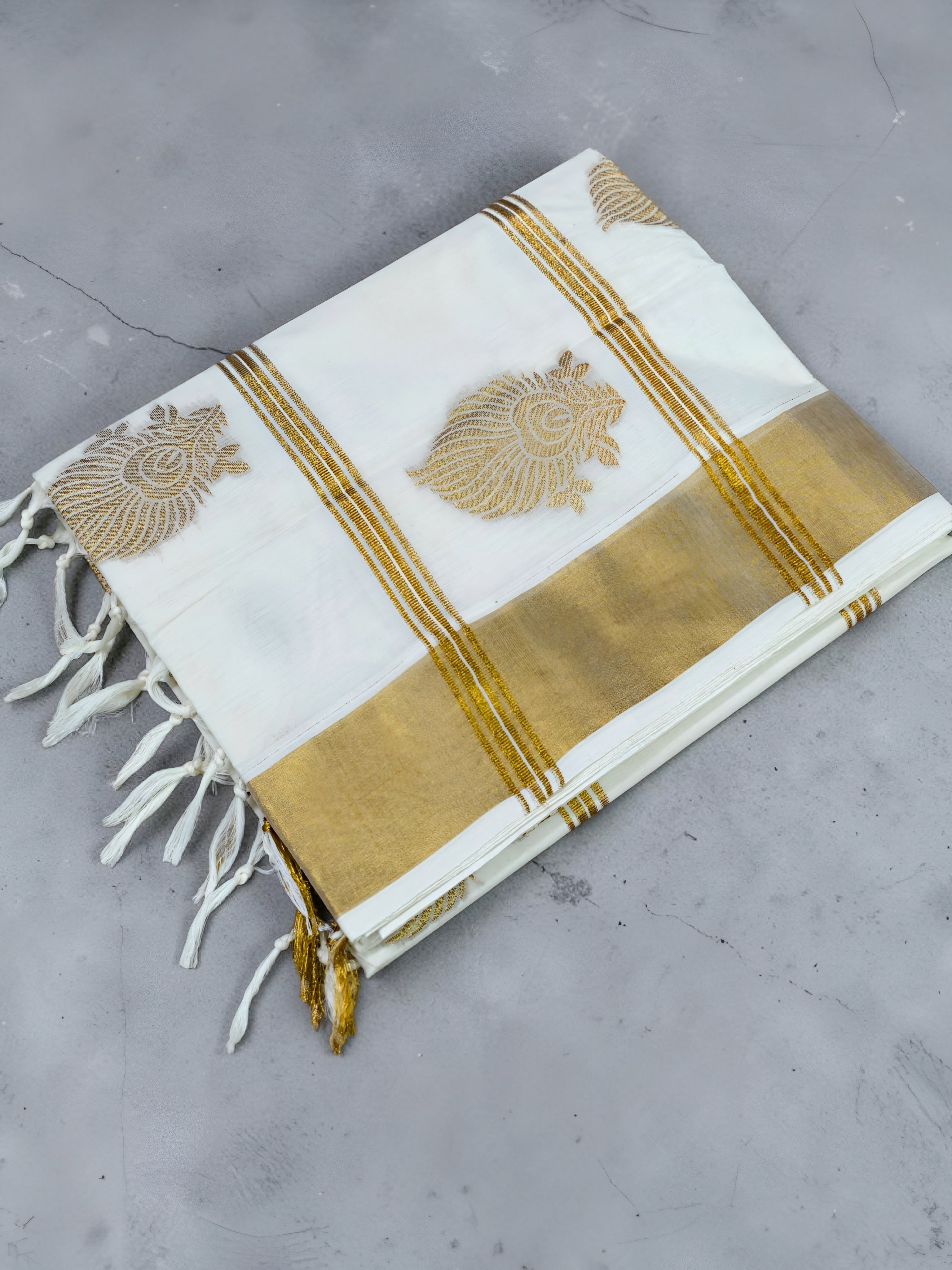 Kerala Rich Pallu Saree Peeli design with blouse / kerala saree