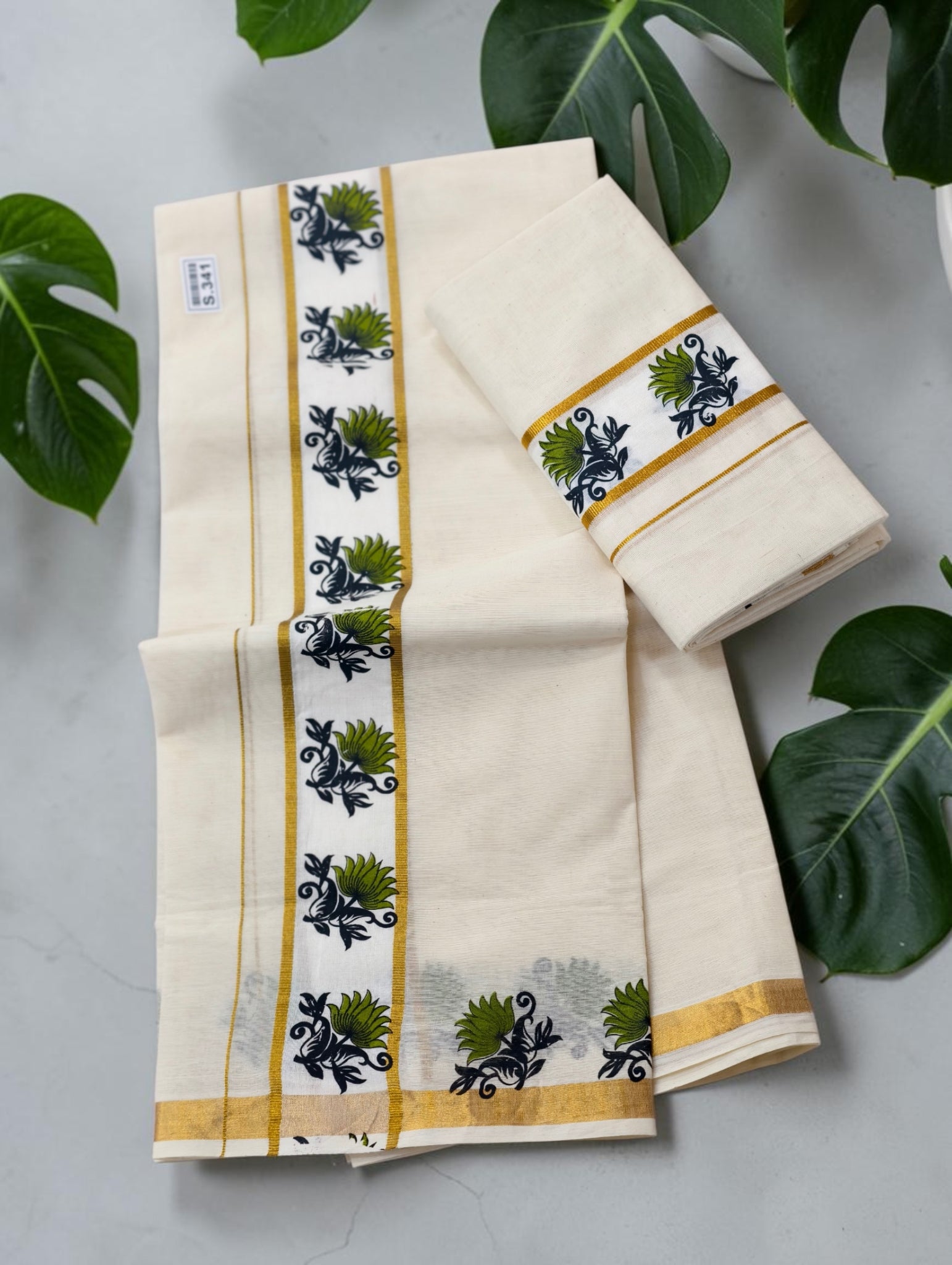 Lotus print set mundu / kerala set mundu