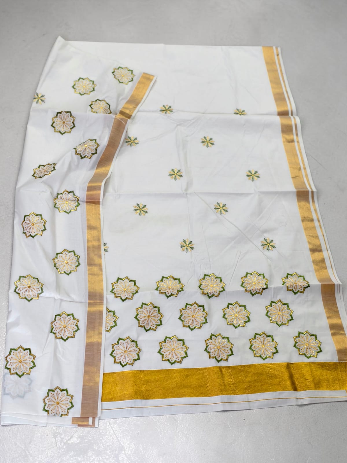 Pure Cotton Embroidery Saree Full body with blouse Flower Embroidery