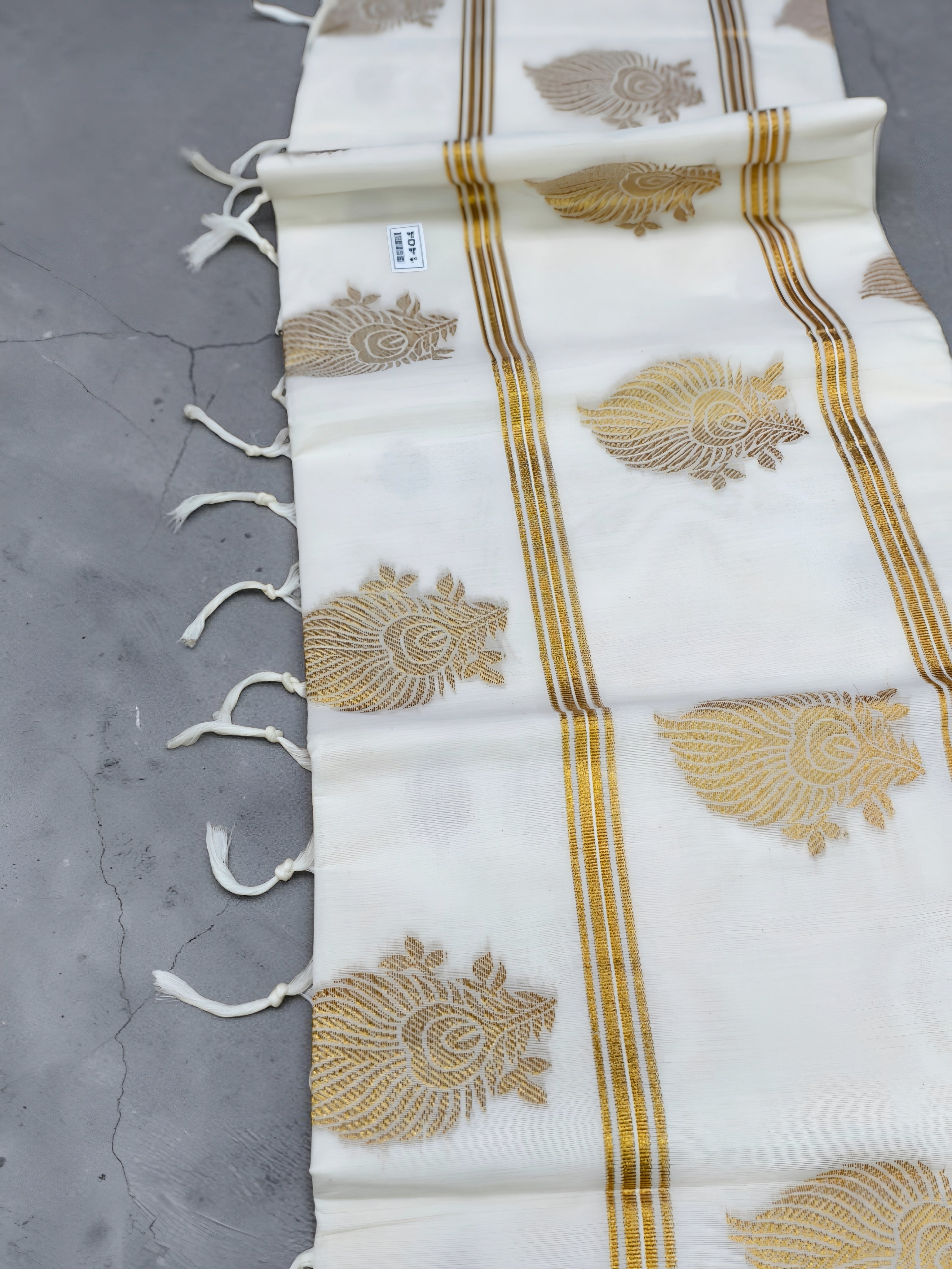 Kerala Rich Pallu Saree Peeli design with blouse / kerala saree