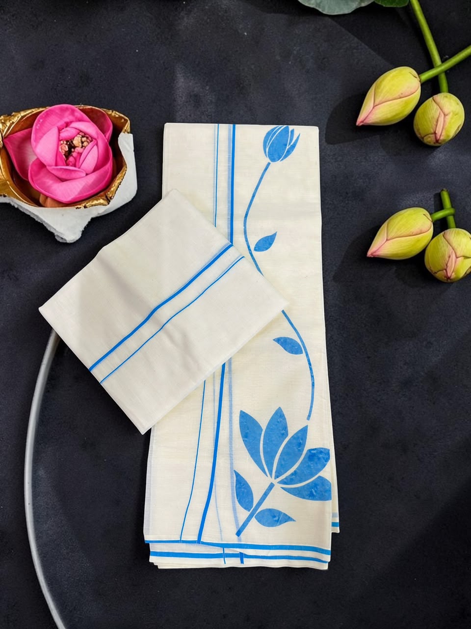 Trending Ladies Set mundu with long flower print