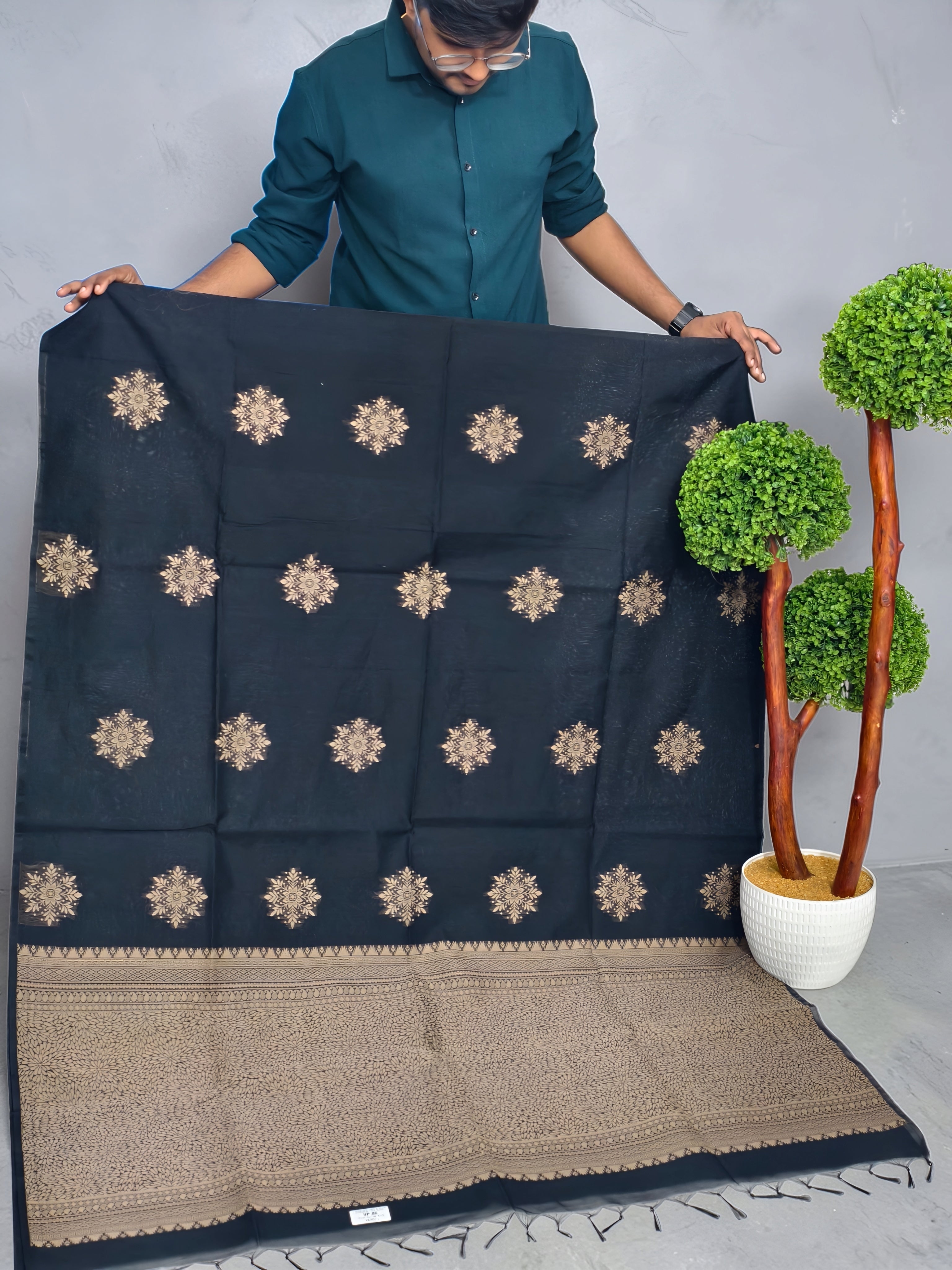 Pure Cotton Silk light weight Saree best for Summer_ office wear