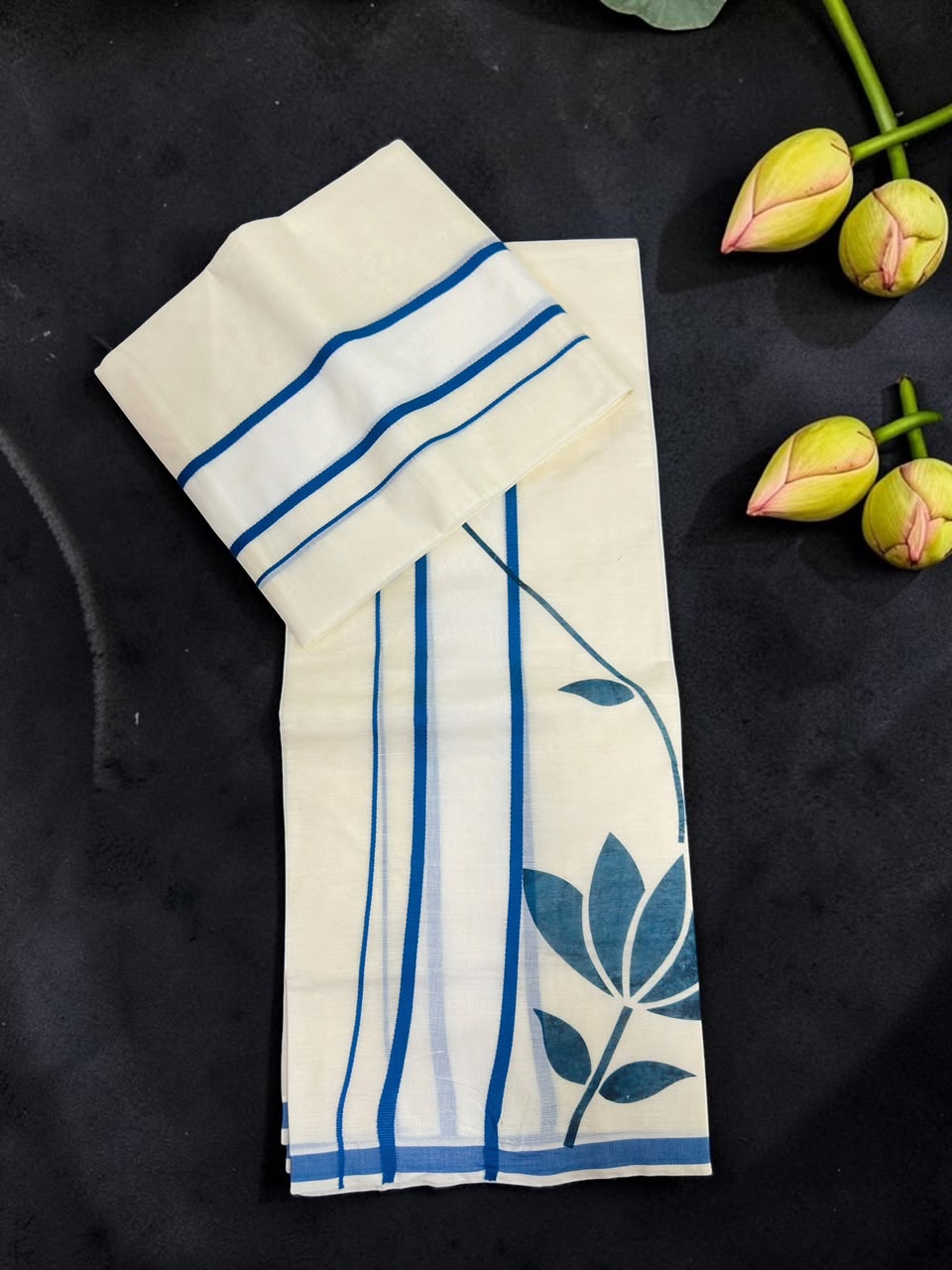 Trending Ladies Set mundu with long flower print