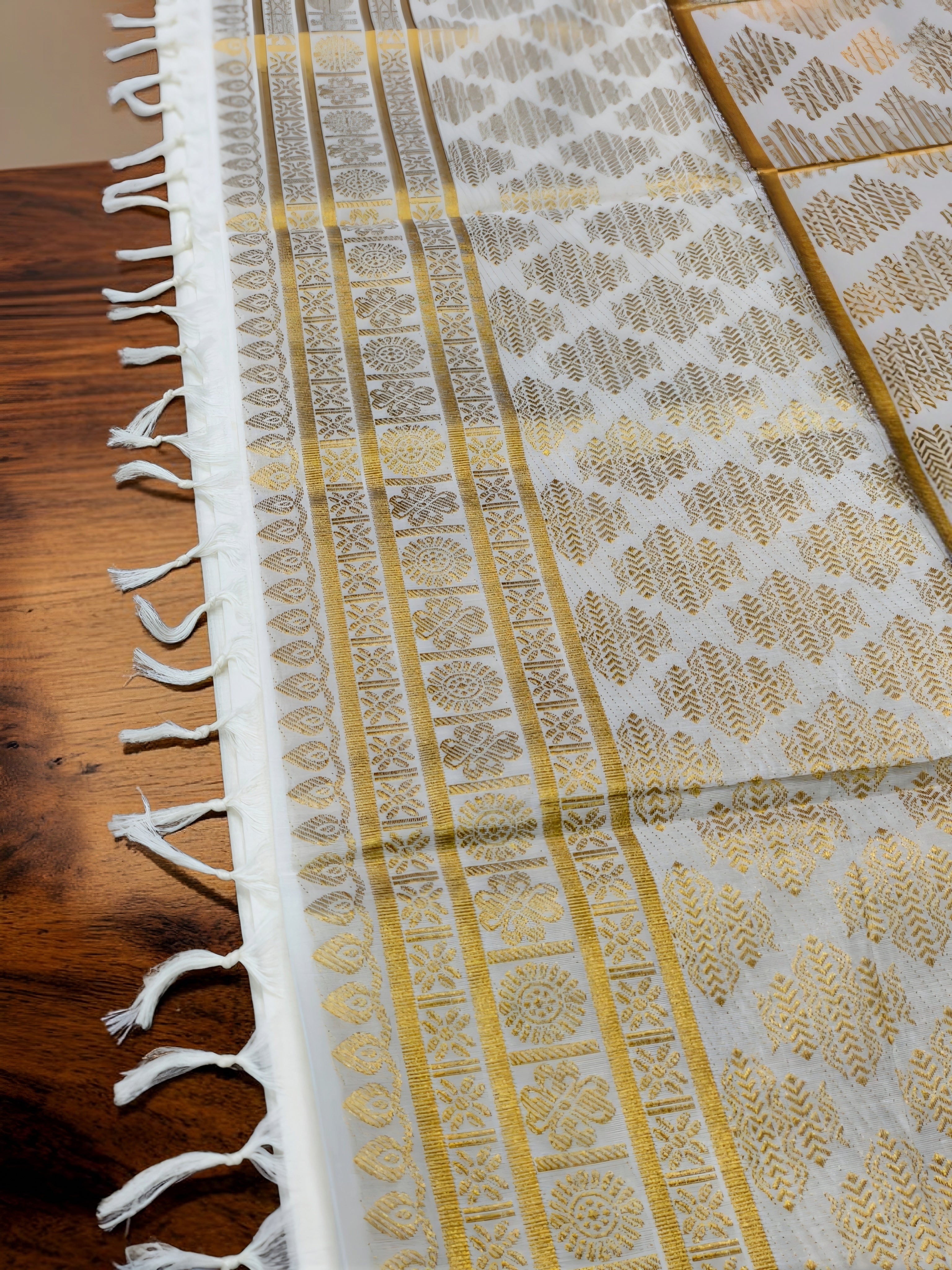 Rich Palu Mango Design Jacquard Saree With Blouse