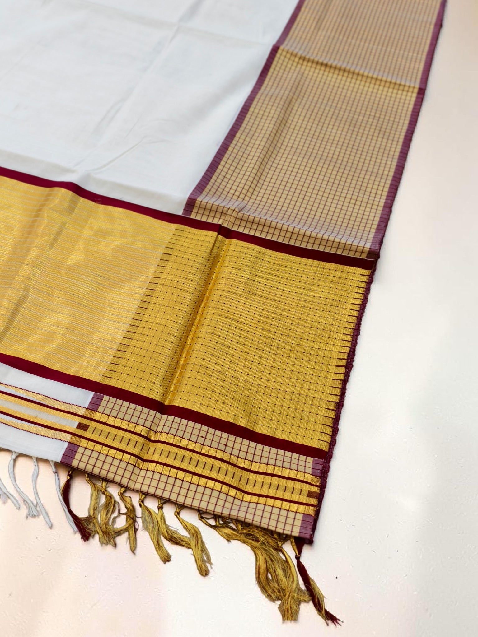 Handloom Cotton Saree 6 inch border with blouse / Handloom