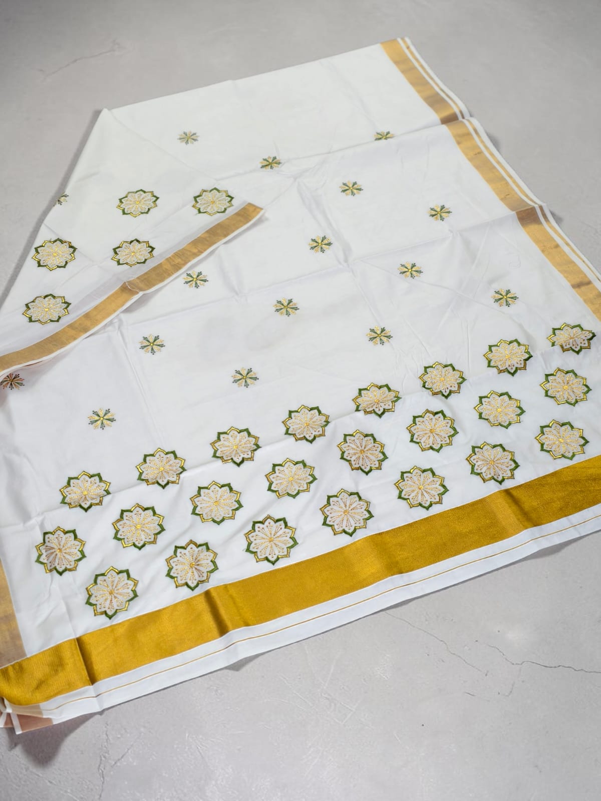 Pure Cotton Embroidery Saree Full body with blouse Flower Embroidery