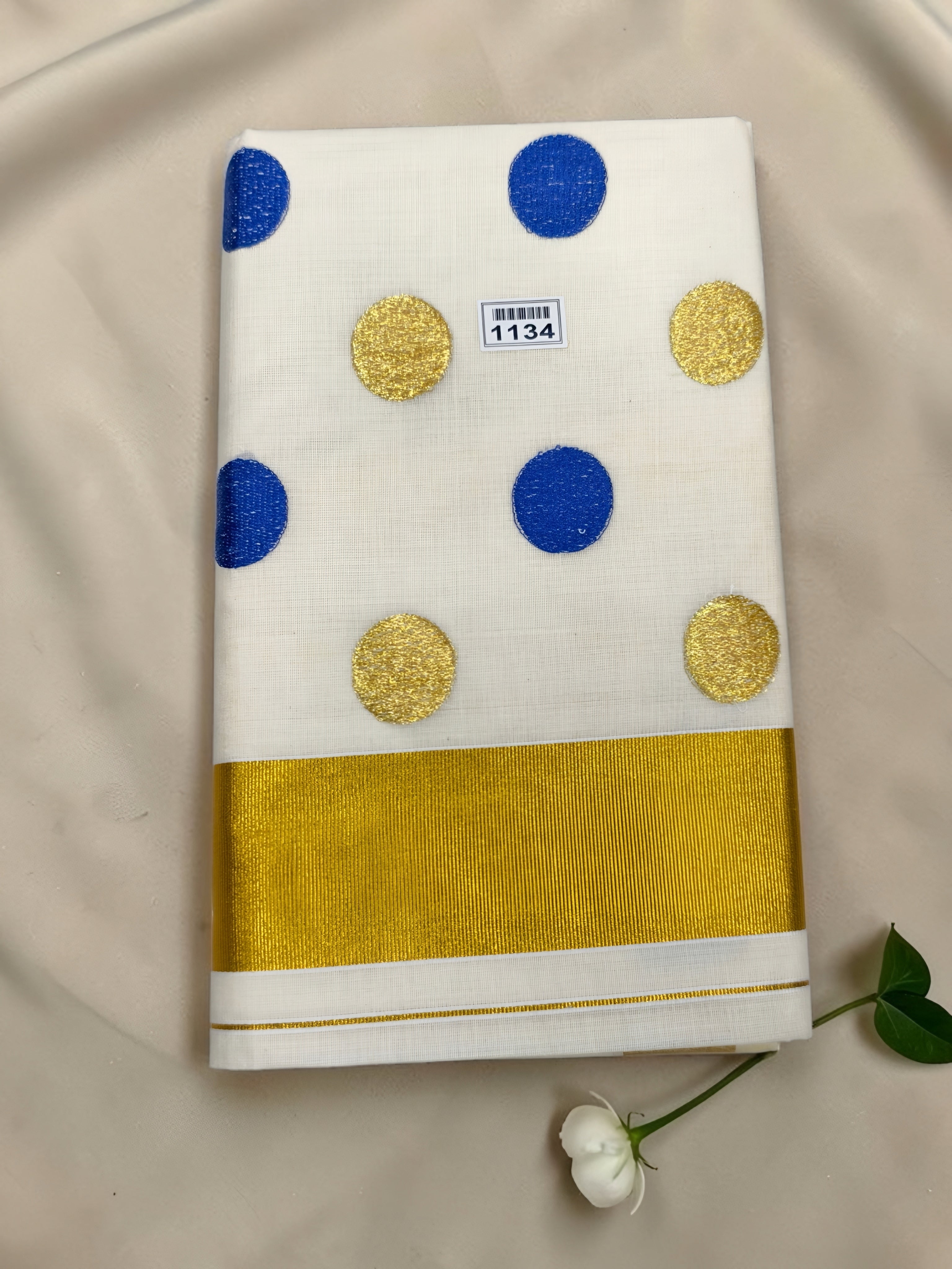 Polka dot Cotton Saree embroidery with blouse